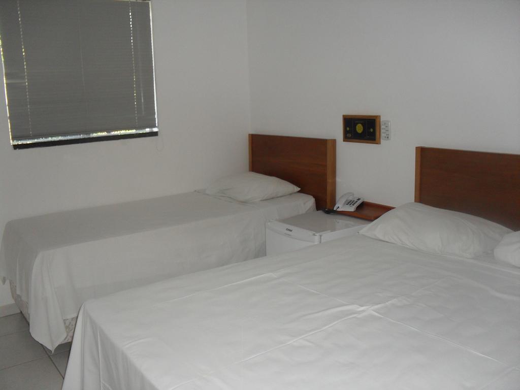 Hotel Beto Rocha Santa Fe do Sul Habitación foto